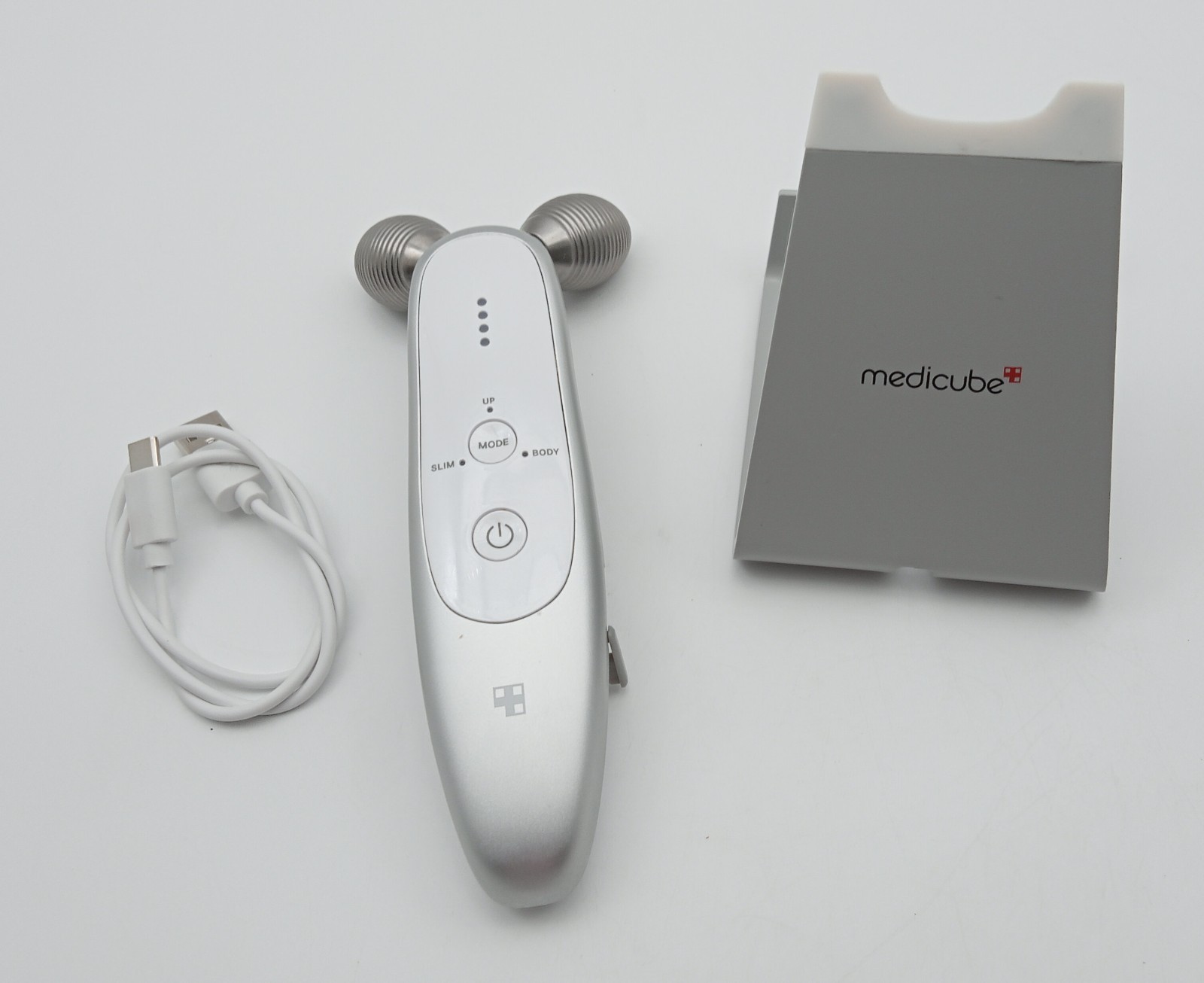 Medicube Age-R Derma EMS Shot Face Massager Model ME-AGE-R-01 Beauty Device
