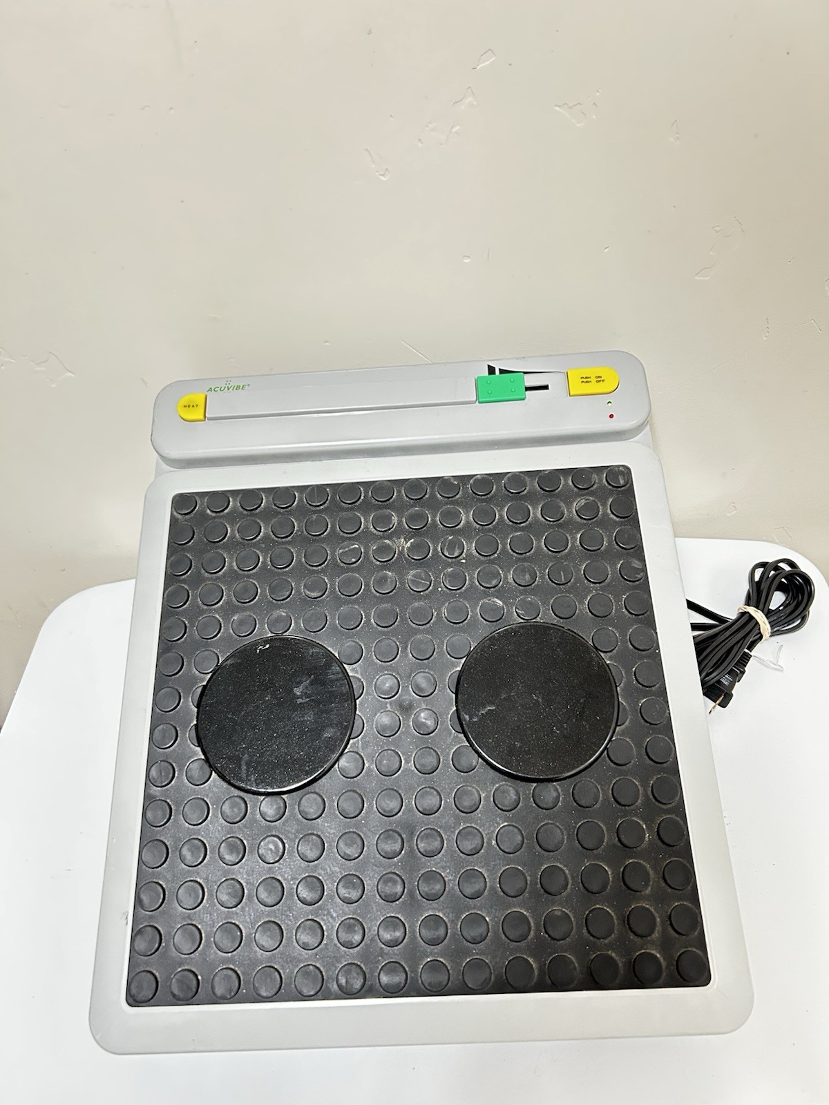 AcuVibe Computer Vibrating Foot Massager Model 5005 Multi-Speed Function