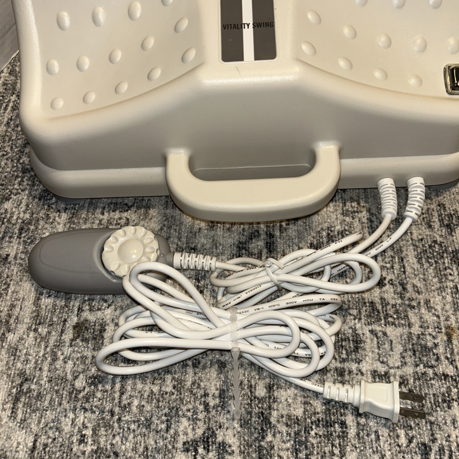 U.S. Jaclean Chi Vitalizer Swing Machine USJ-815 Deluxe Vitality Exerciser