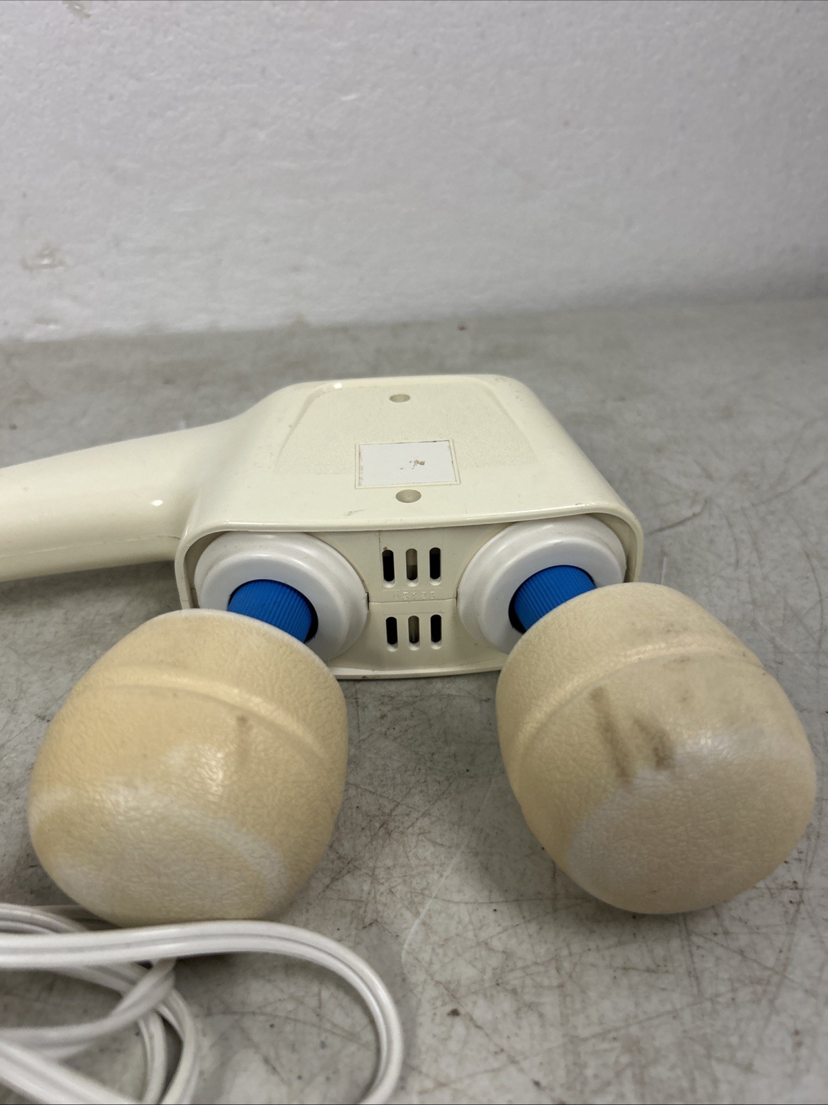 Hitachi HVT-350R Massager Dual Twin Heads Electric 2 Speed Vintage – Works Great