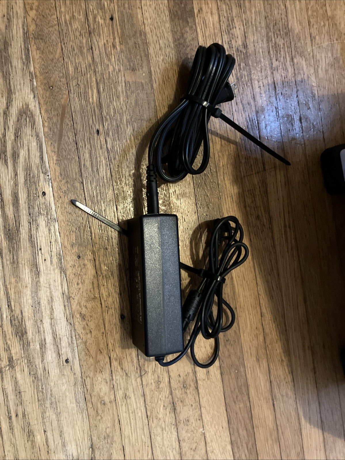 Sylphim Foot Massager LF-35 Muscle Vibration Machine Neuropathy Pain Relief