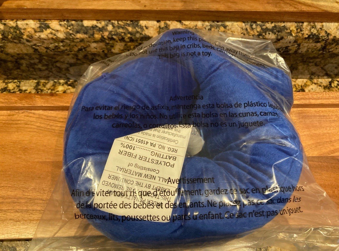 Lomitech Neck Pillow/Wrap Vibration Massaging Wireless Travel Soft Touch (NEW)