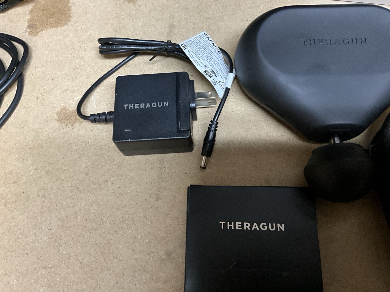 Theragun Mini Portable Massage Gun Black w/ Charger & Carry Bag NICE! Used Twice