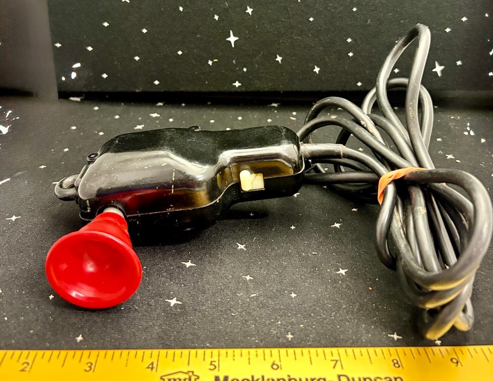 VIntage Morris Struhl Model E 650 Chic Hand-E Vibrator Electric-Corded USA Works
