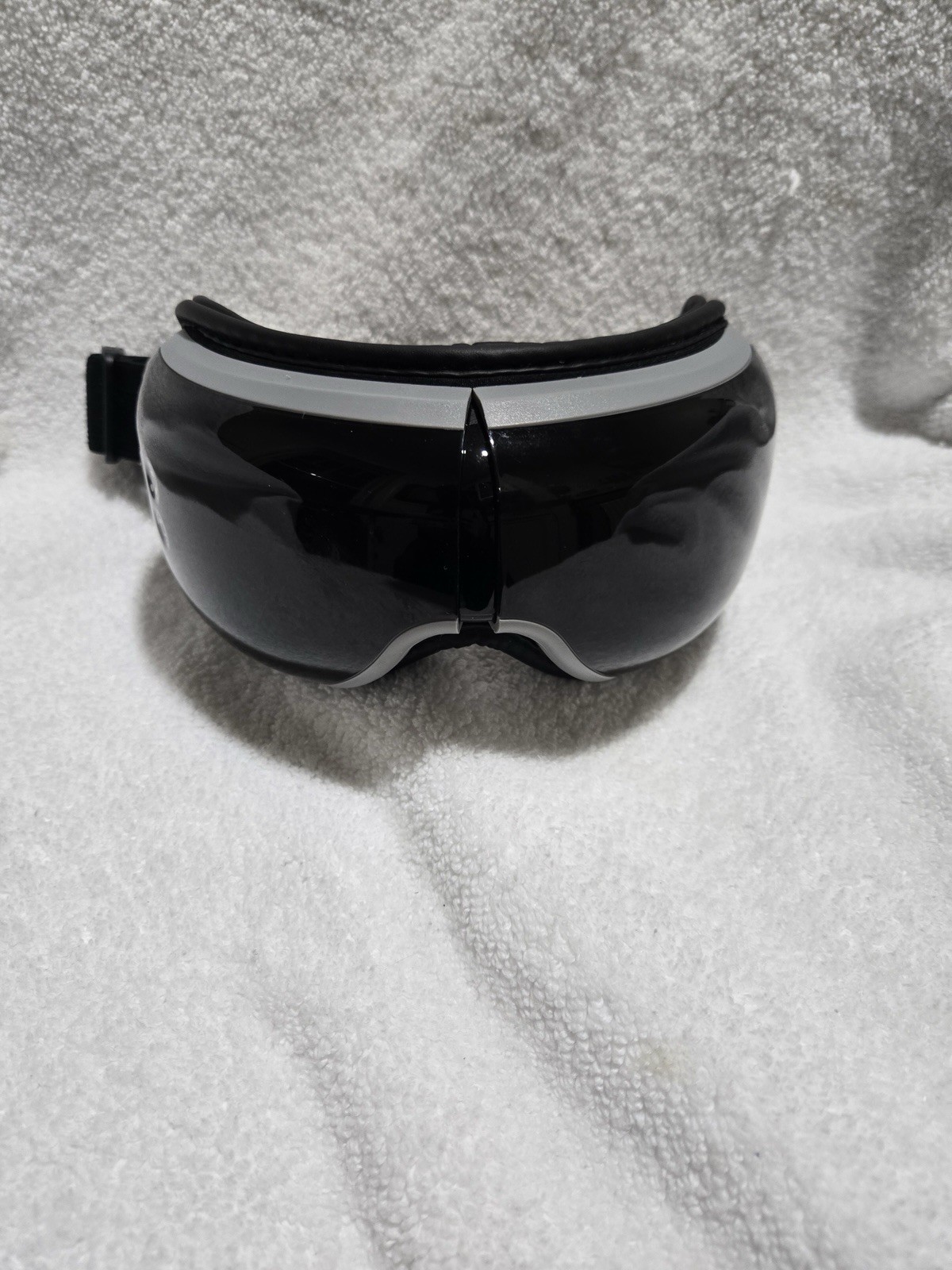 RENPHO Eyeris 3 Eye Massager – Voice Control – Improve Sleeping Quality -Heated