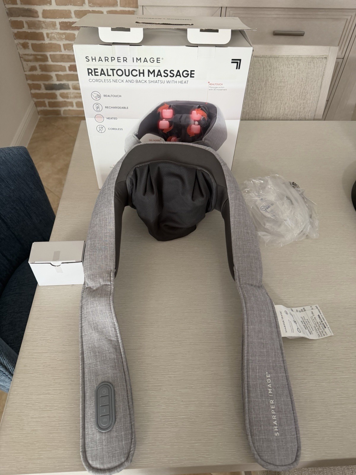 Sharper Image RealTouch Shiatsu Heated Cordless Neck/Back/Shoulder Massager Gray