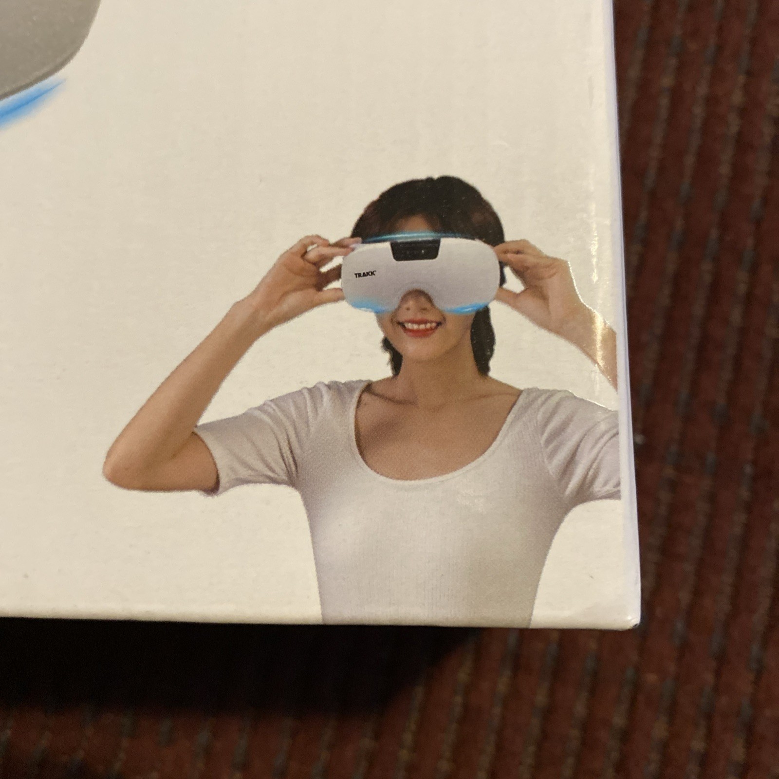 NEW In Box: Trakk Eye Massager with Heat – Relaxation & Stress Relief