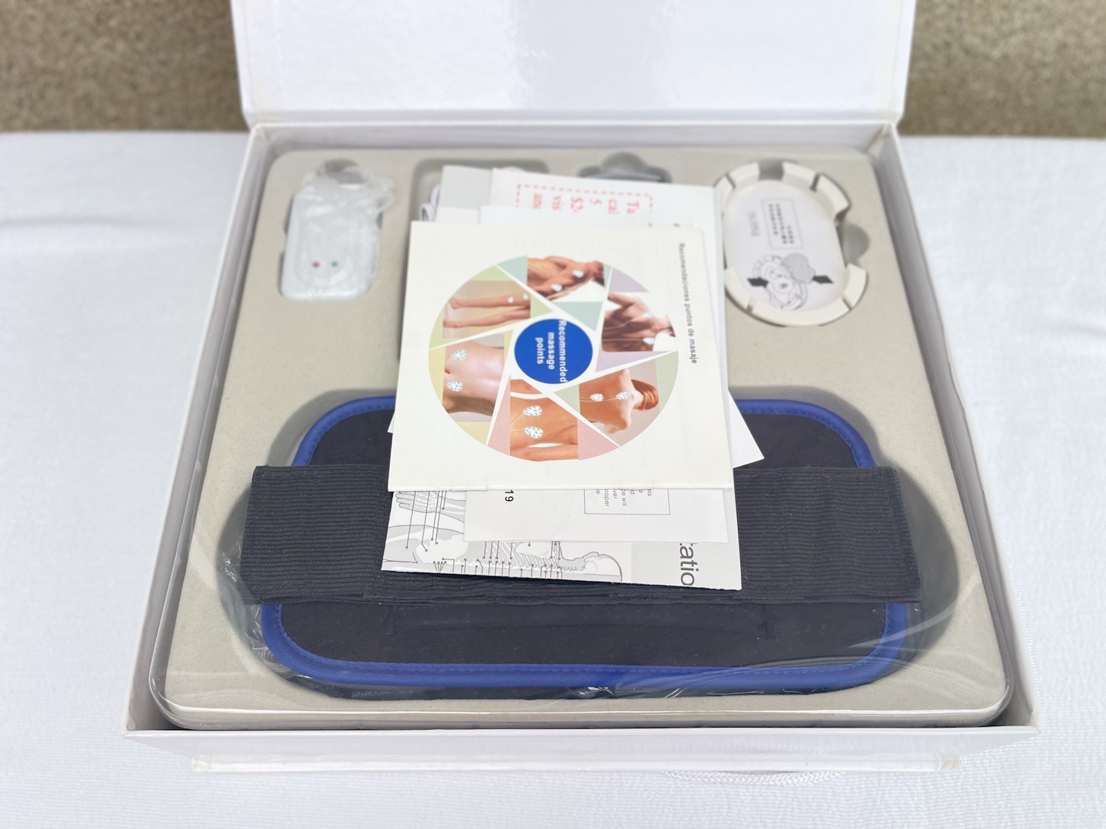 IQ Technologies PRO IVs Combo Massager TENS EMS Slippers and Belt K131290 NEW