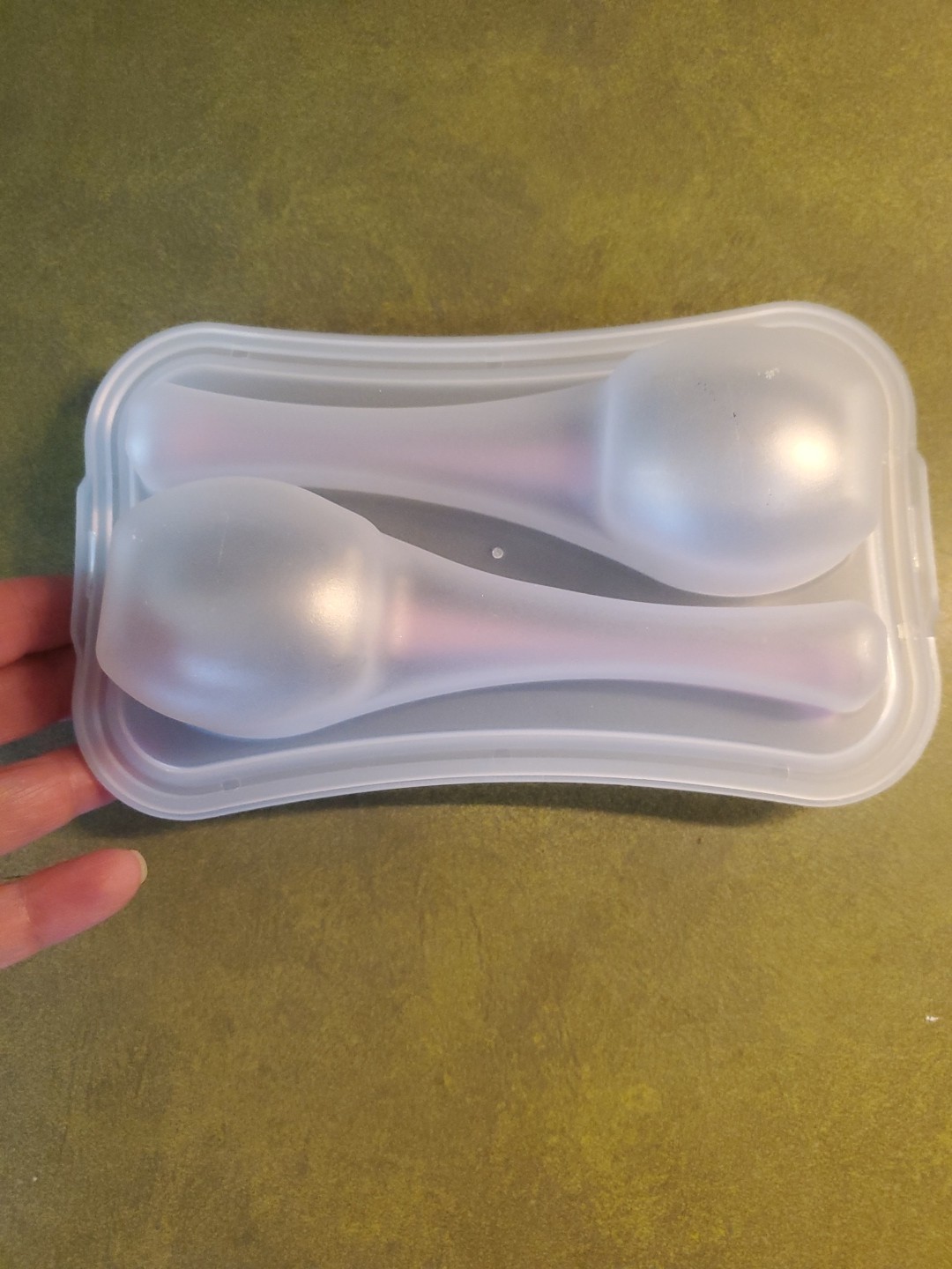 2PCS Cooling Ice Globe Facial Massager Puffing Anti-Inflammatory Skincare Tool