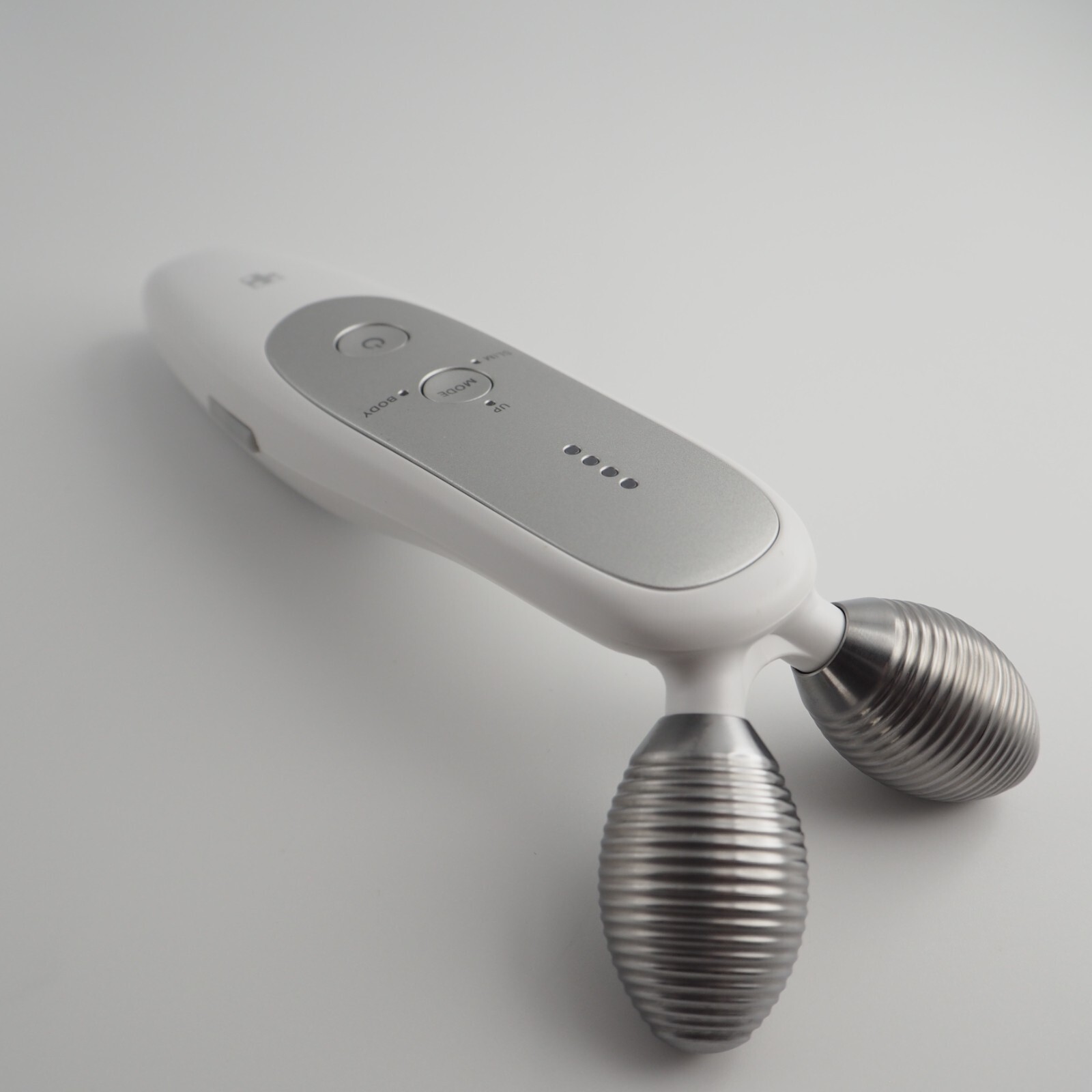 [Near Mint] Medicube Age-R Derma EMS Shot Face Massager Beauty Device