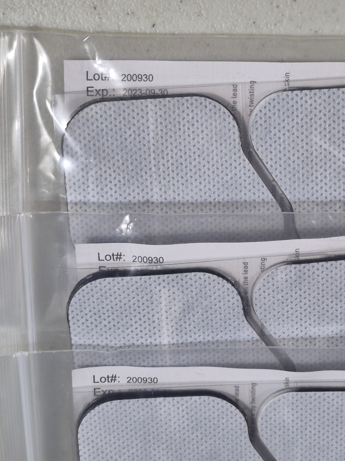 x12) BodyMed Self-Adhering Electrodes with tabs, 2″×2″ square ( TENS / EMS)