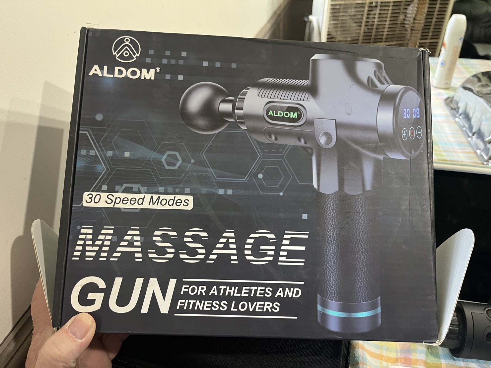 Massage gun, FREE SHIPPING Multiple attachment, rechargeable, wireless.