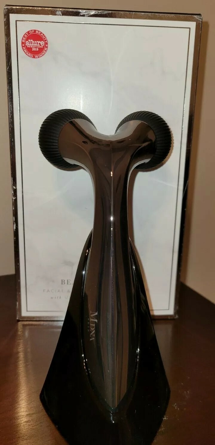 MDNA Madonna SKIN OnyxBlack Face Body Beauty Roller