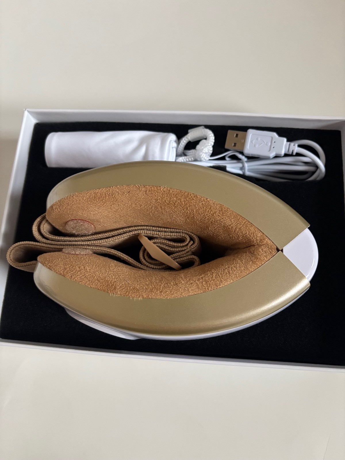 SereneLife SLEYMSG40 Smart Eye Massager Heat Pressure Therapy w/ Box Manual Used