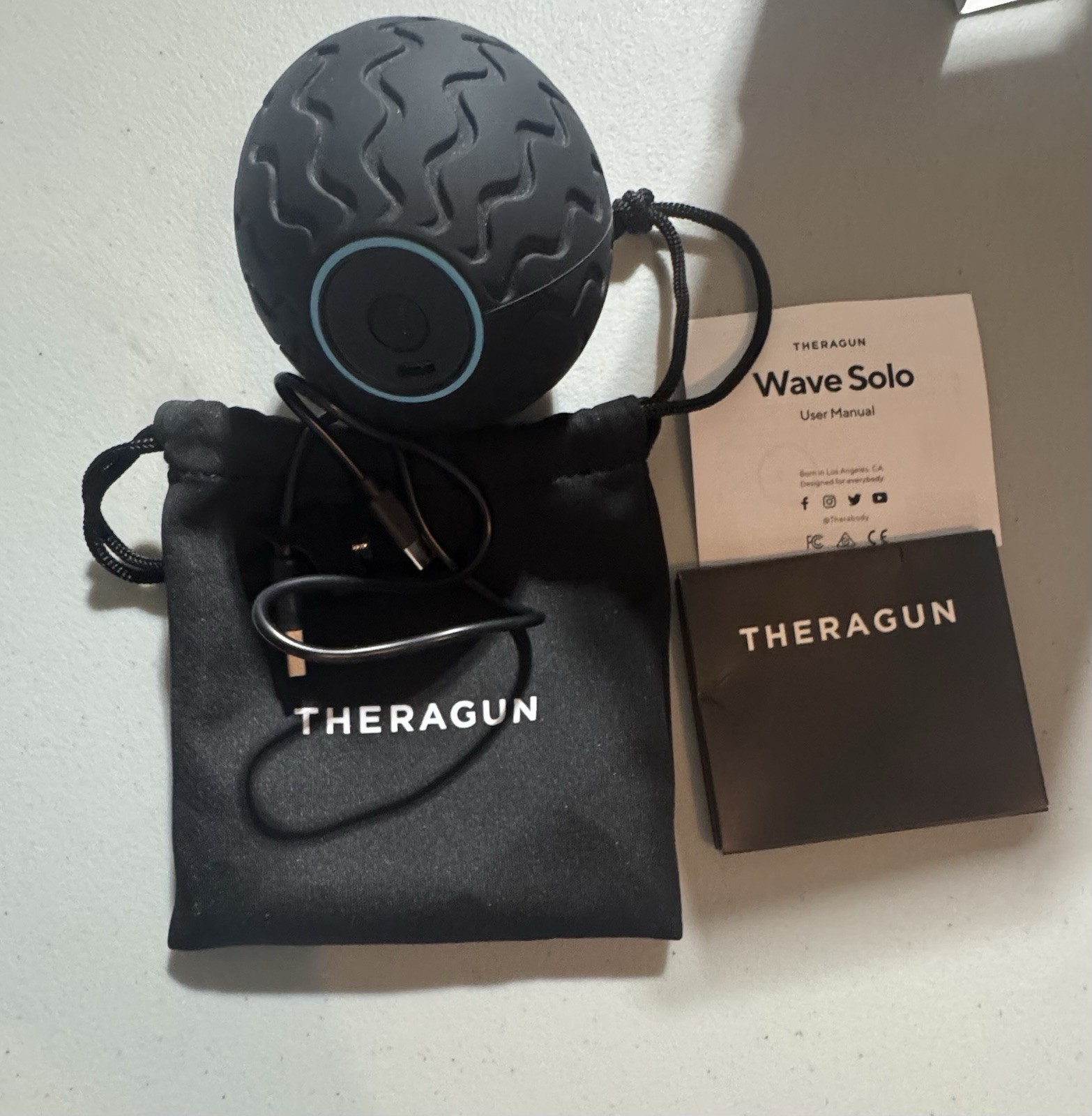 Therabody Theragun Wave Solo Massage Ball Bluetooth Cordless Multispeed Black
