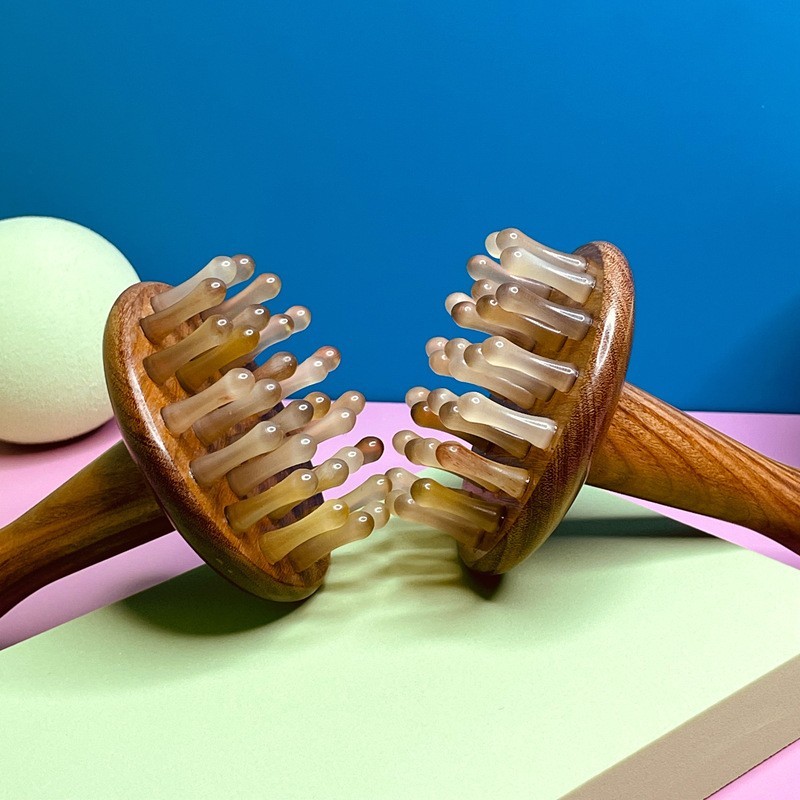 Green Sandalwood & Ram’s Horn Body Massage Tool 28 Beads 绿檀&羊角身体按摩刷28珠