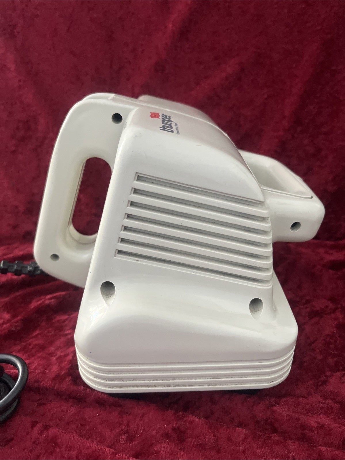 Thumper 1000D Professional Body Massager White Tested Works 120V Handheld
